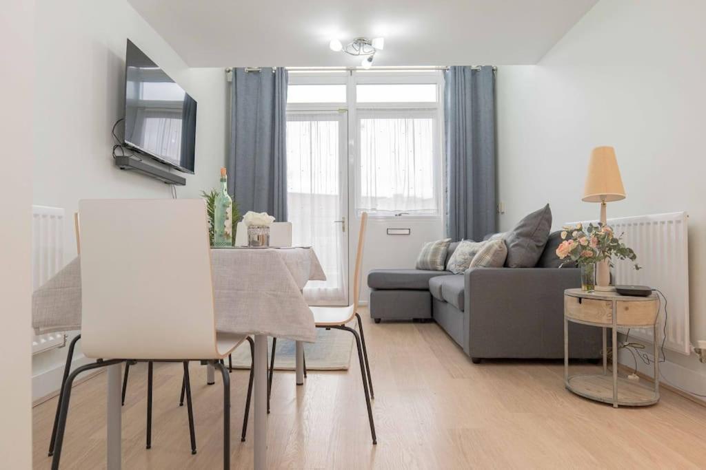 Beautiful 2 Bed In Central Birmingham: A Hidden Gem! Buitenkant foto