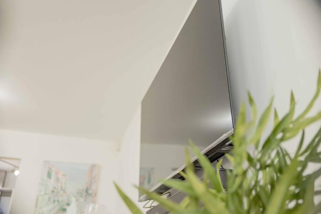 Beautiful 2 Bed In Central Birmingham: A Hidden Gem! Buitenkant foto