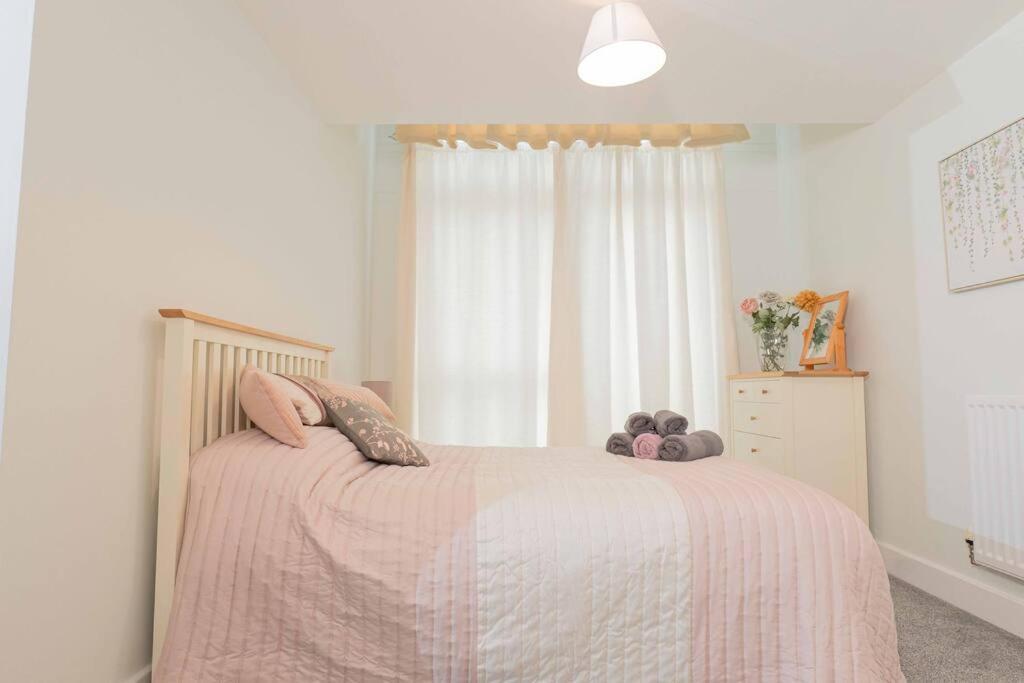 Beautiful 2 Bed In Central Birmingham: A Hidden Gem! Buitenkant foto