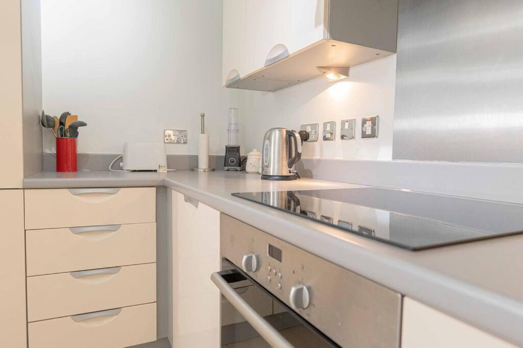 Beautiful 2 Bed In Central Birmingham: A Hidden Gem! Buitenkant foto