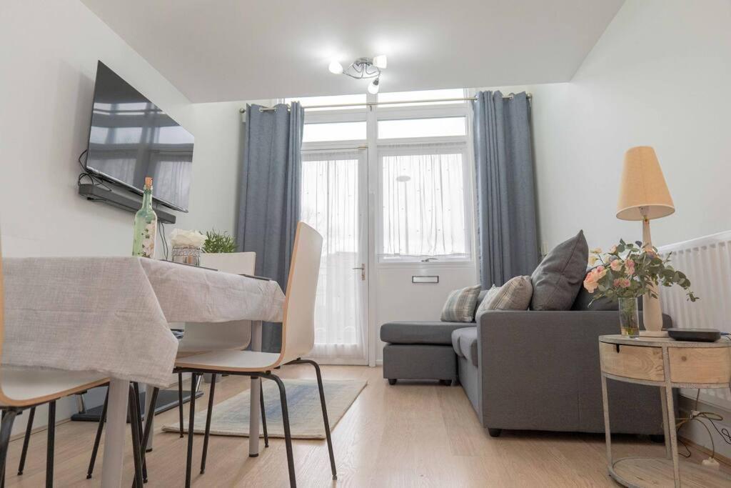 Beautiful 2 Bed In Central Birmingham: A Hidden Gem! Buitenkant foto